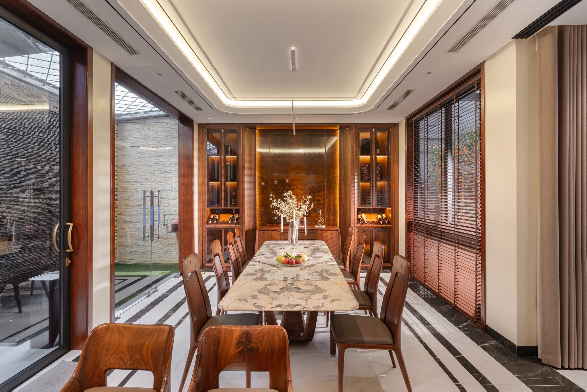 Bộ bàn ăn mặt đá tự nhiên 8 ghế hiện đại